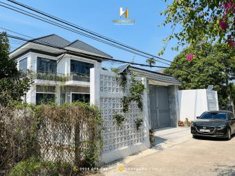 LAM VILLA