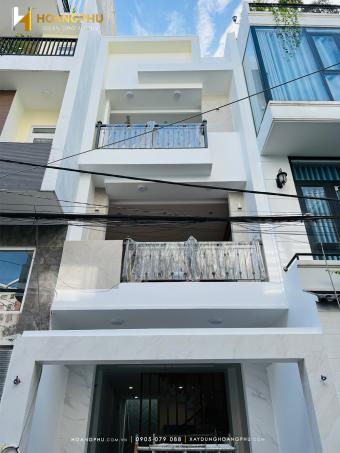 QUANG HOUSE