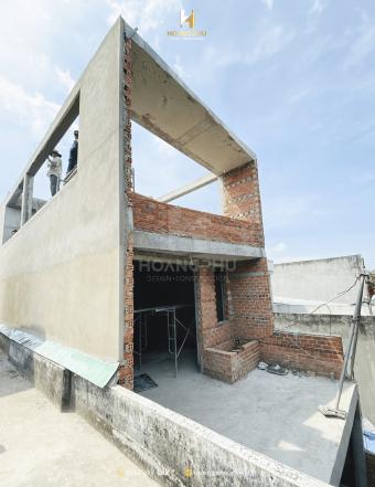 TUOI HOUSE