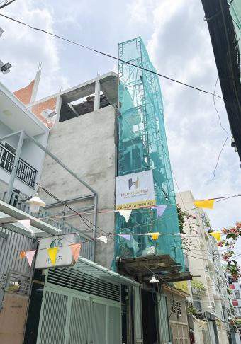 GIANG HOUSE