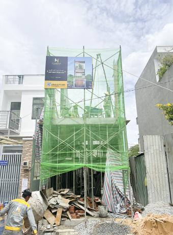 DONG HOUSE