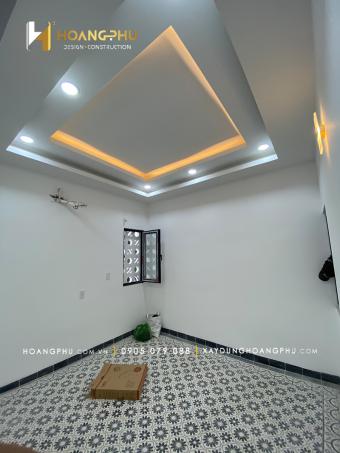DUNG HOUSE
