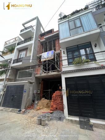 QUANG HOUSE