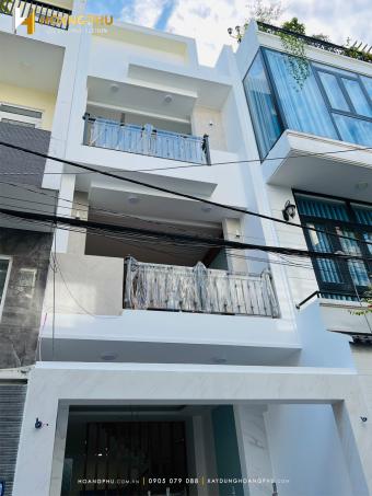 QUANG HOUSE