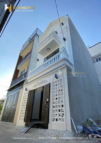 DUNG HOUSE