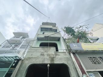 GIANG HOUSE