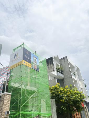 DONG HOUSE