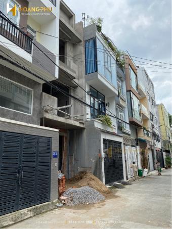QUANG HOUSE