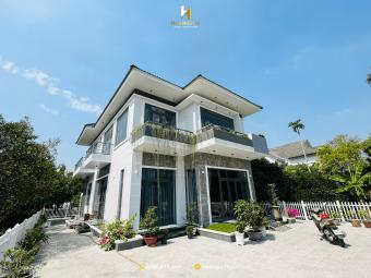 LAM VILLA